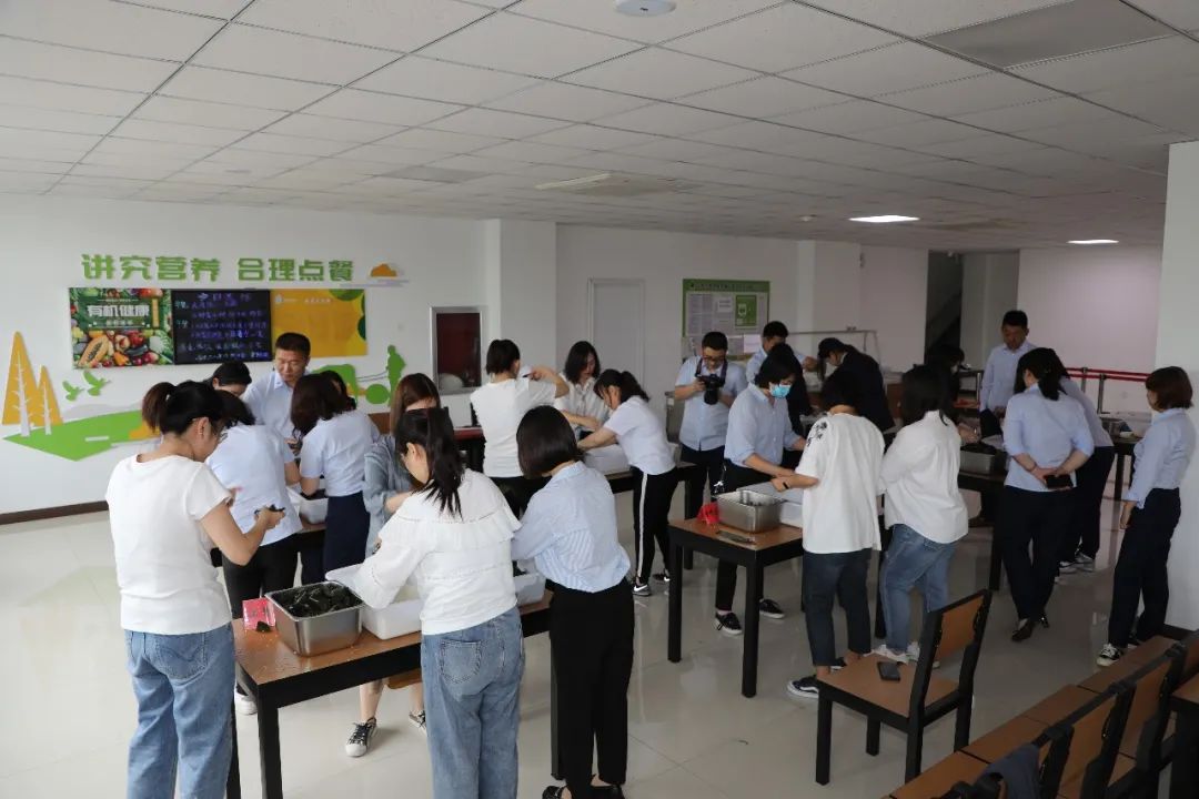 73c25a5c1019086f267bba623c564164.jpg